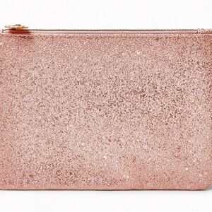 NWT limited edition IPSY December 2021 Bag
